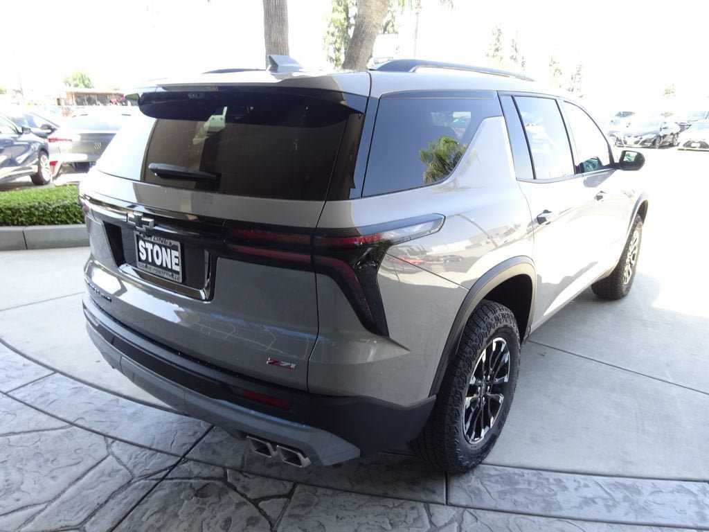 New 2026 Chevrolet Traverse Z71 w/ Driver Confidence Package AWD/4WD image 7