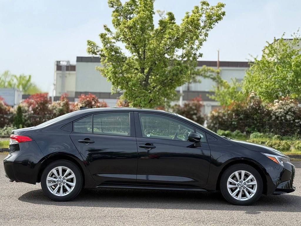 Certified 2024 Toyota Corolla LE w/ LE Convenience Package FWD image 6