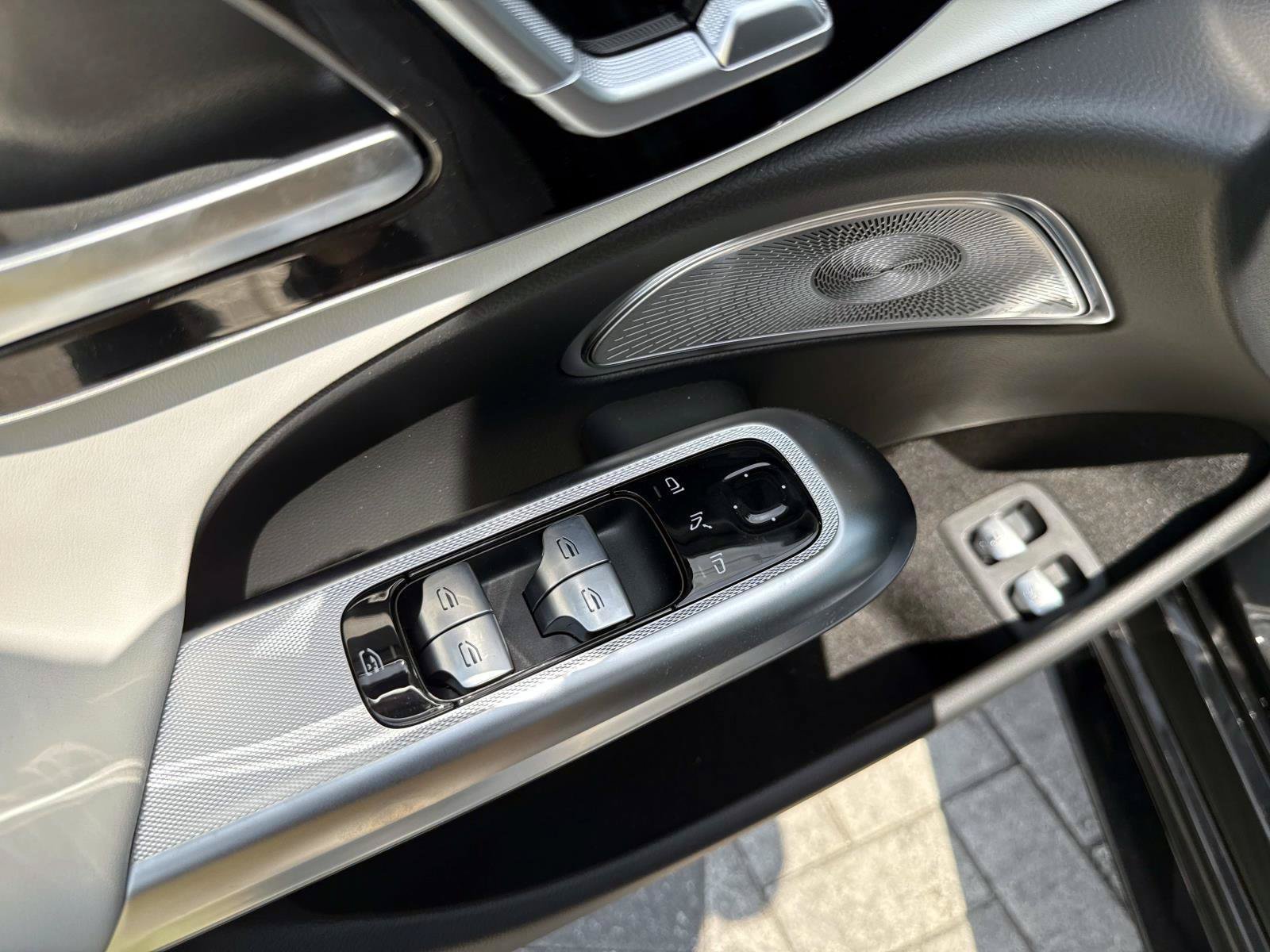 New 2026 Mercedes-Benz E 53 AMG e 4MATIC Sedan image 18