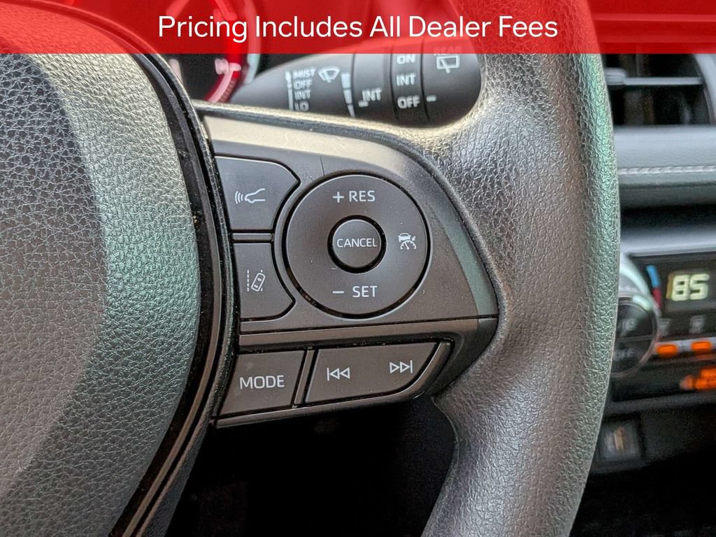Used 2024 Toyota RAV4 XLE w/ Convenience Package FWD image 27