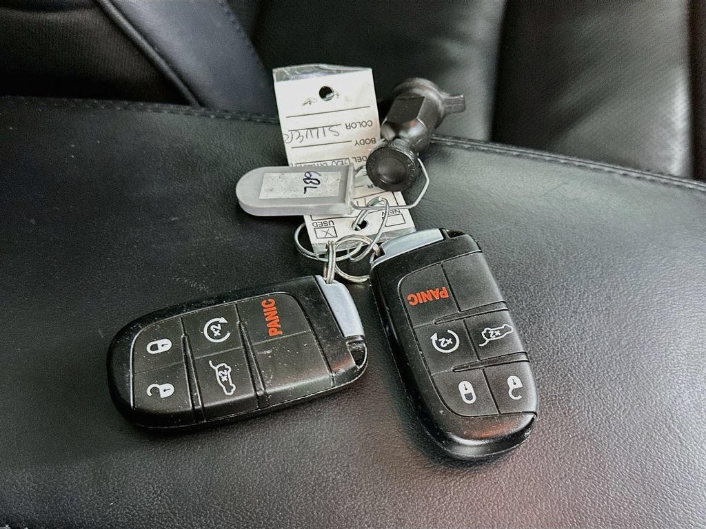 Used 2020 Jeep Grand Cherokee High Altitude AWD/4WD image 36