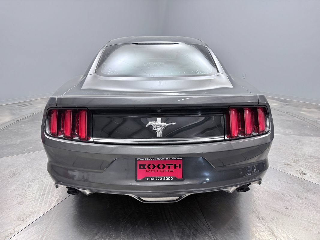 Used 2017 Ford Mustang Coupe RWD image 6