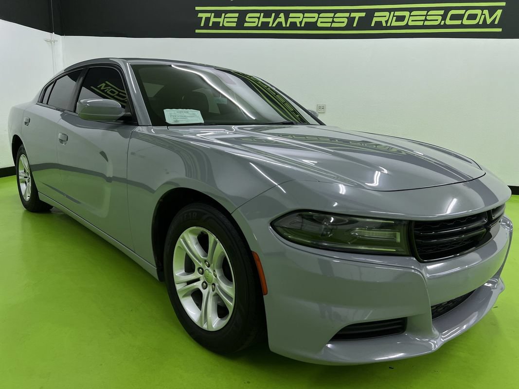 Used 2021 Dodge Charger SXT w/ Leather Interior Group RWD image 2