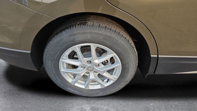 Used 2024 Chevrolet Equinox LT image 18