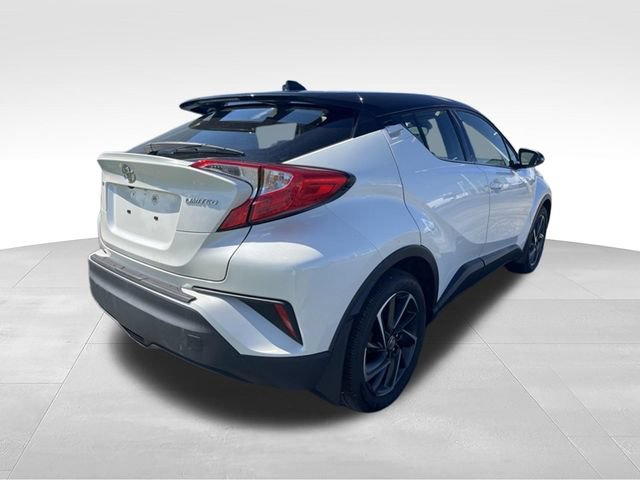 Used 2021 Toyota C-HR Limited FWD image 3