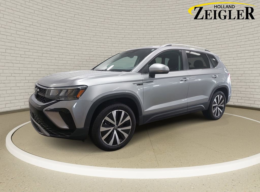 Used 2023 Volkswagen Taos SE w/ Panoramic Sunroof Package image 1