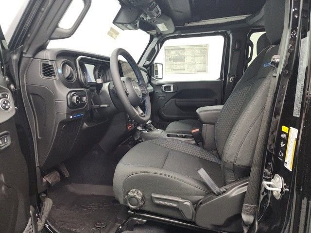 New 2025 Jeep Wrangler Unlimited Rubicon 4xe w/ Convenience Group image 11
