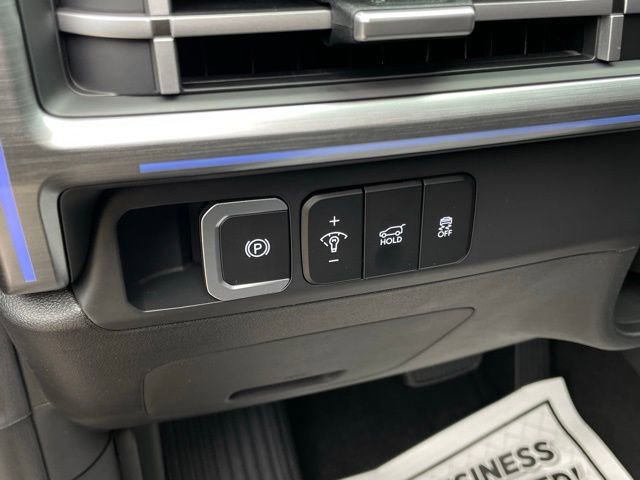 New 2025 Hyundai Santa Fe Limited AWD/4WD image 11