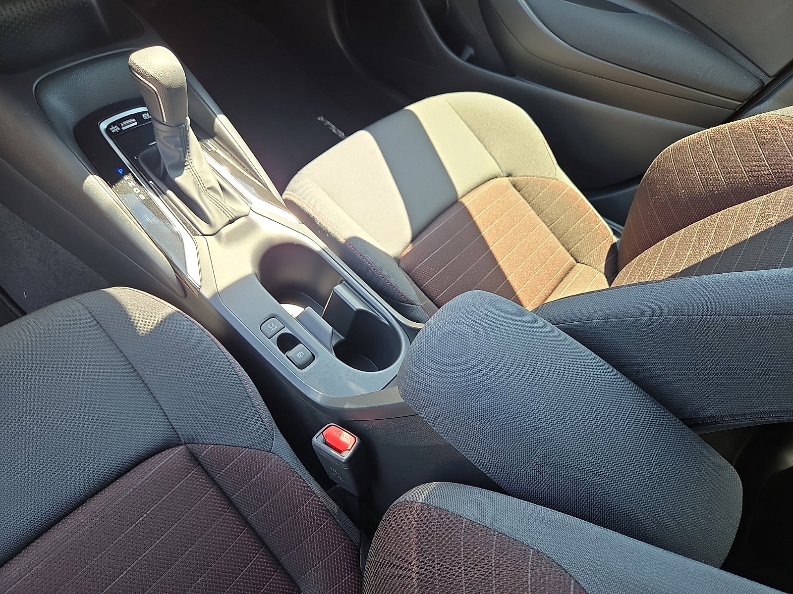 New 2026 Toyota Corolla SE FWD image 15