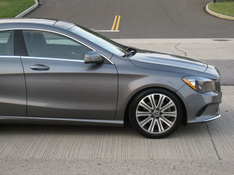 Used 2018 Mercedes-Benz CLA 250 4MATIC image 7
