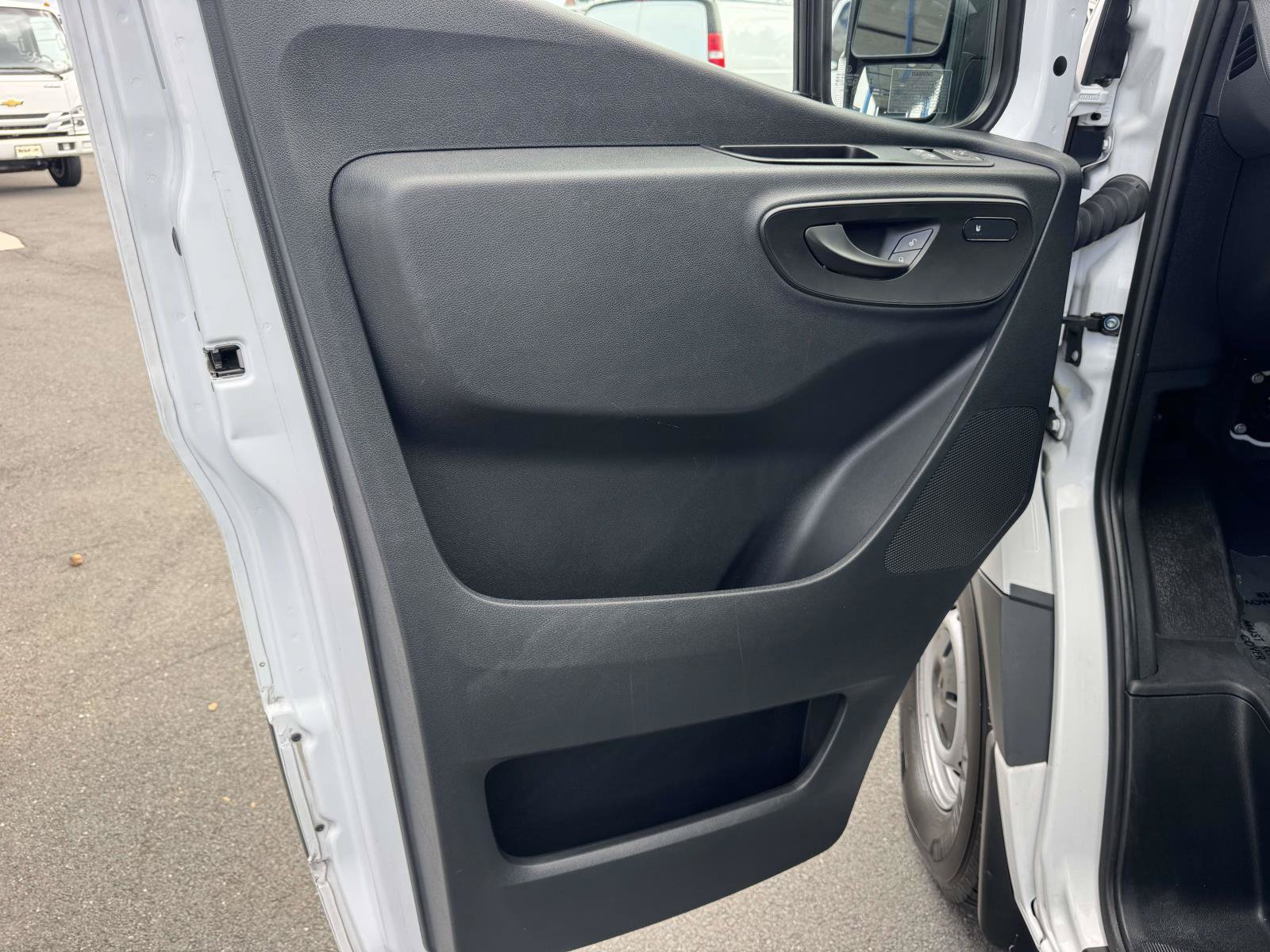 Used 2024 Mercedes-Benz Sprinter 2500 image 22