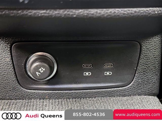 Certified 2022 Audi Q3 2.0T Premium Plus w/ Premium Plus Package AWD/4WD image 13