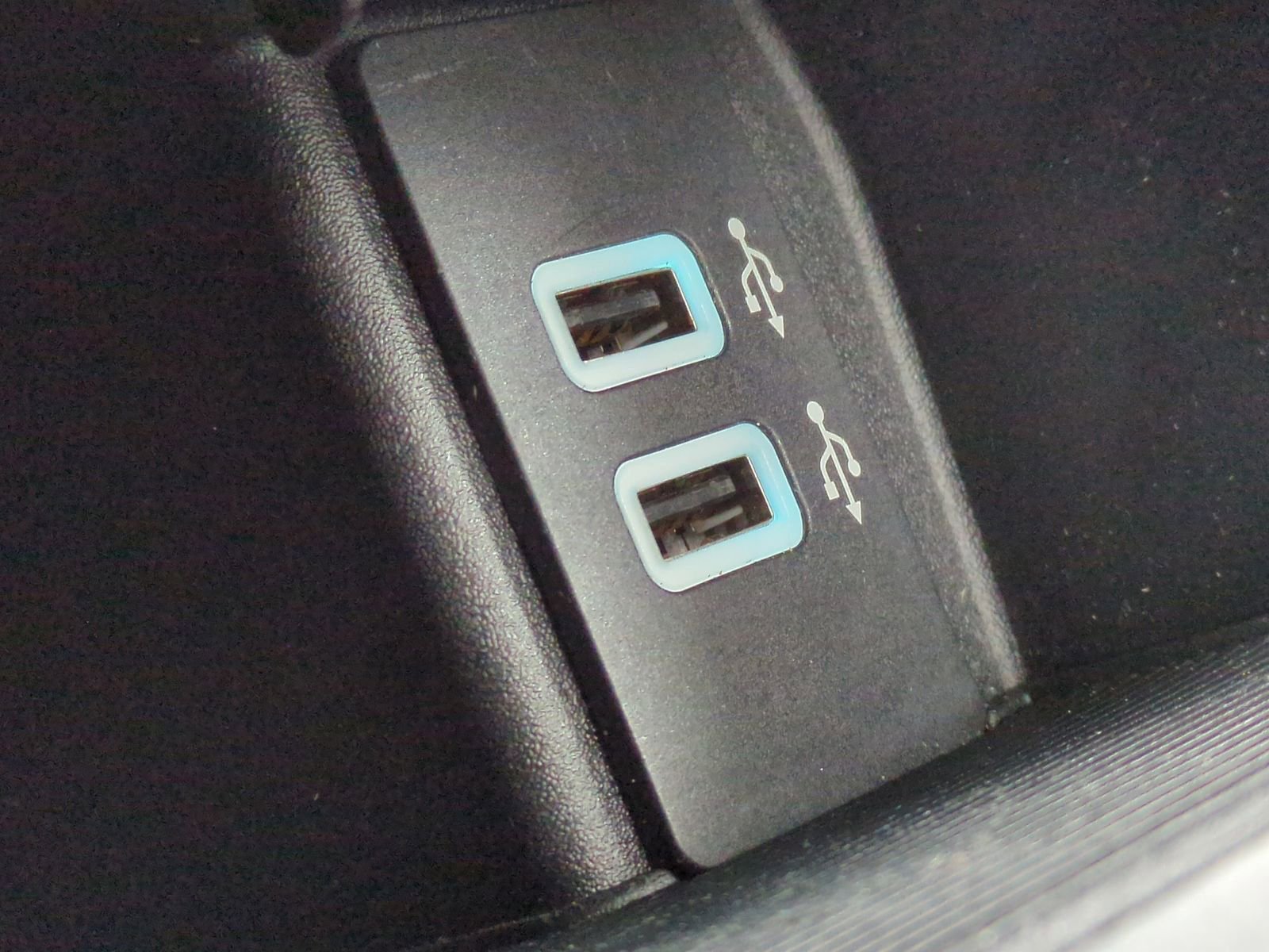 Used 2018 Ford Edge SEL w/ Equipment Group 201A image 37