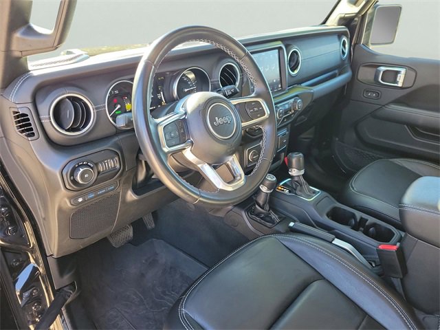 Used 2022 Jeep Wrangler Unlimited Sahara image 14