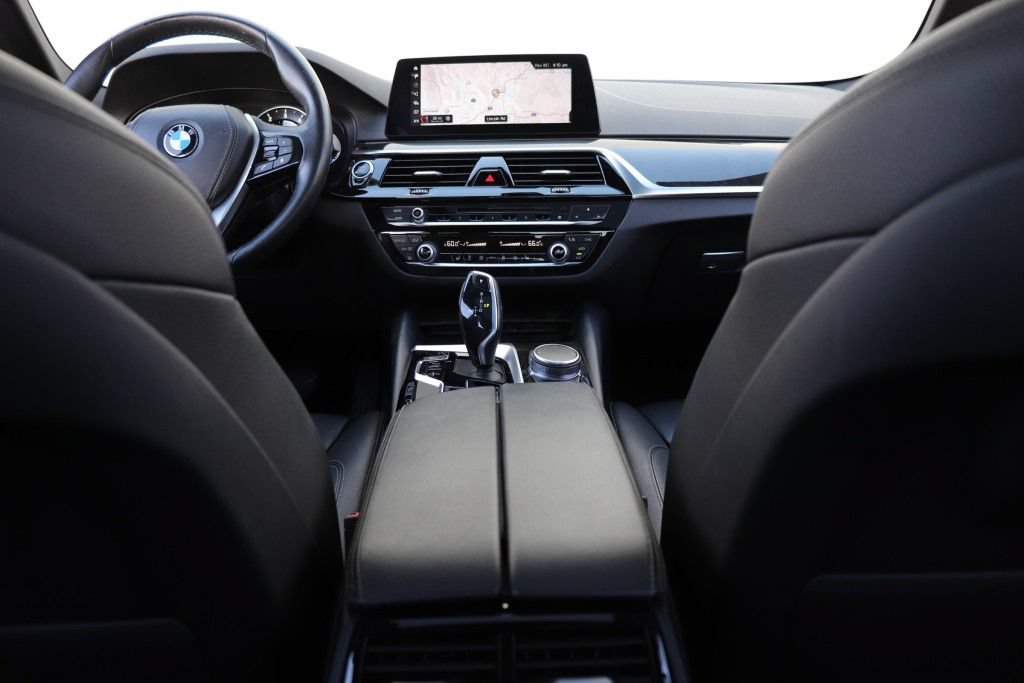 Used 2017 BMW 540i w/ Premium Package RWD image 69