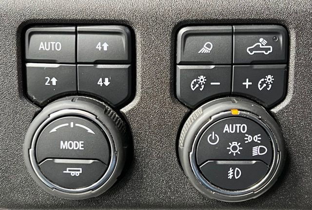 Used 2025 Chevrolet Silverado 3500 High Country w/ Technology Package image 28
