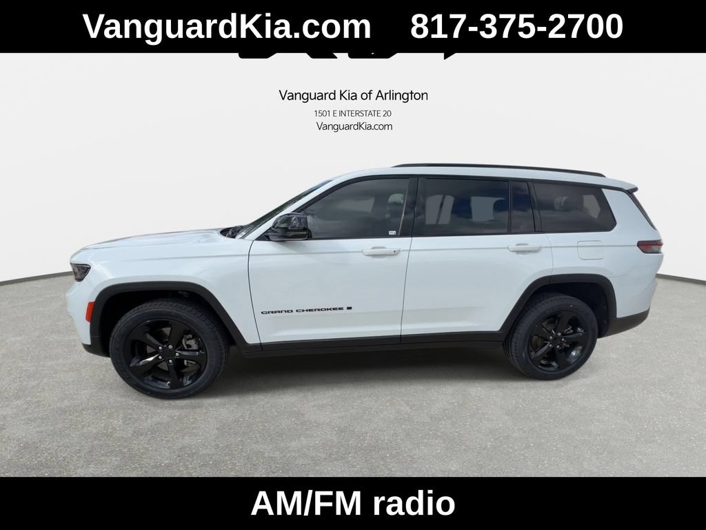 Used 2022 Jeep Grand Cherokee L Laredo RWD image 5