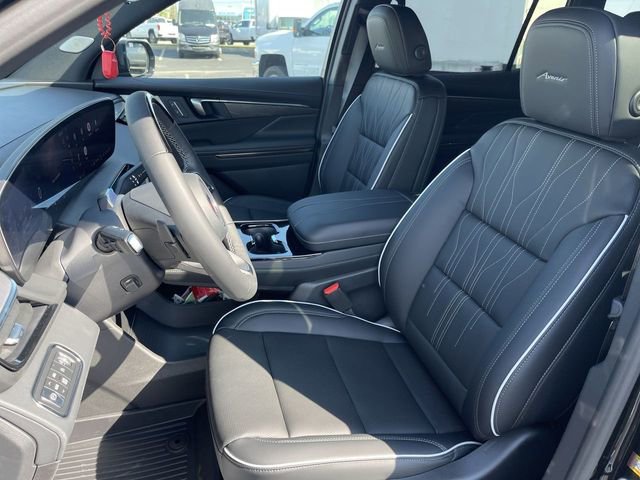 New 2026 Buick Enclave Avenir w/ Super Cruise Package AWD/4WD image 11