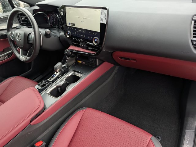 Used 2025 Lexus NX 350h AWD w/ Cold Area Package image 33