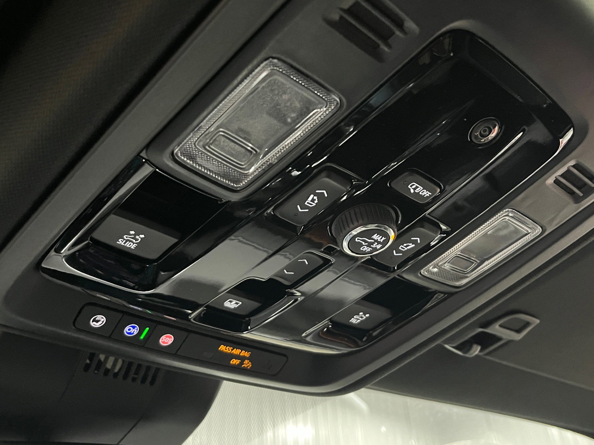 New 2026 GMC Yukon XL Denali w/ Sun & Power Step Package image 15