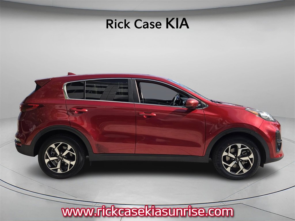 Used 2020 Kia Sportage LX image 4