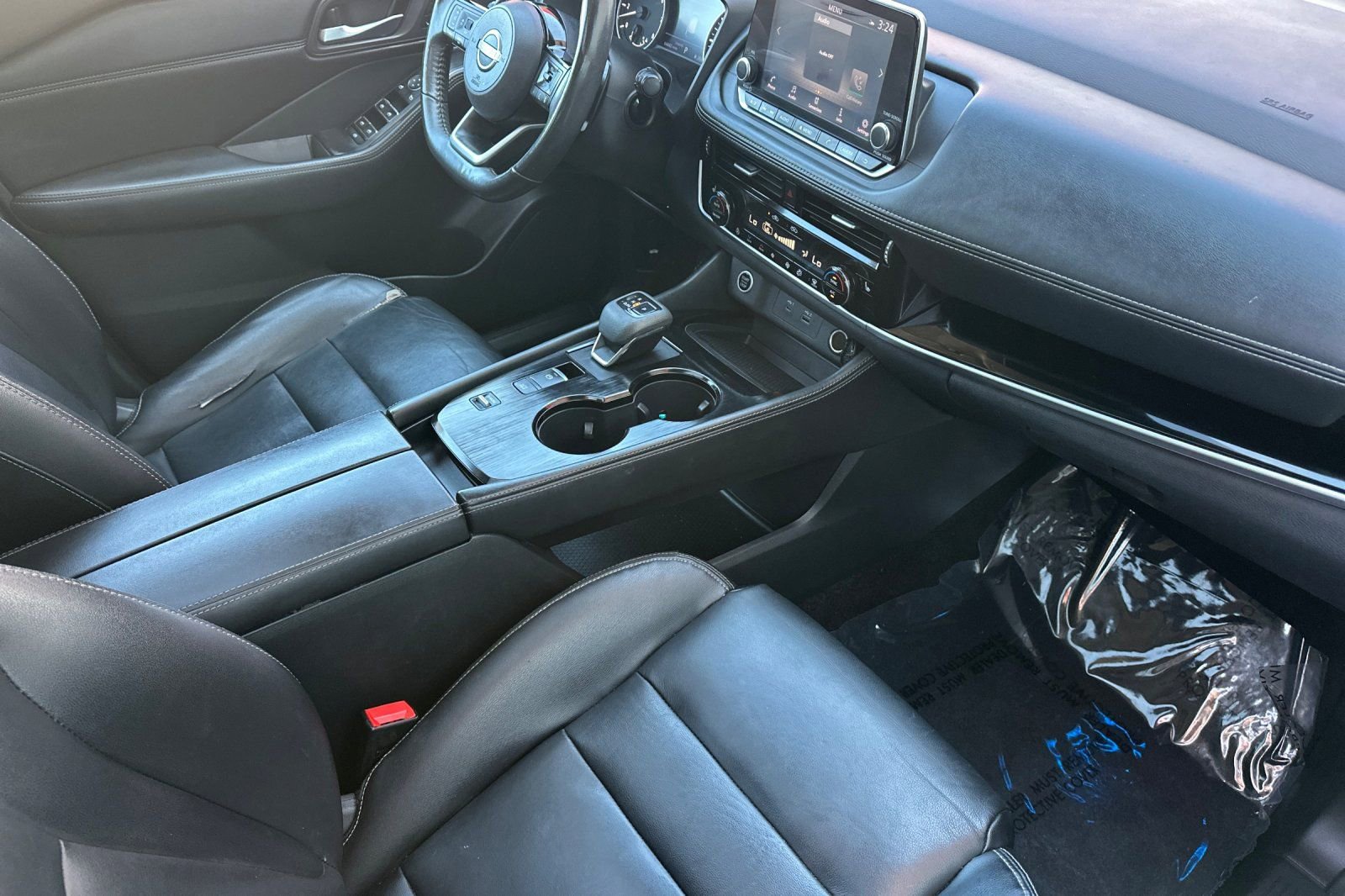 Used 2022 Nissan Rogue SL FWD image 16
