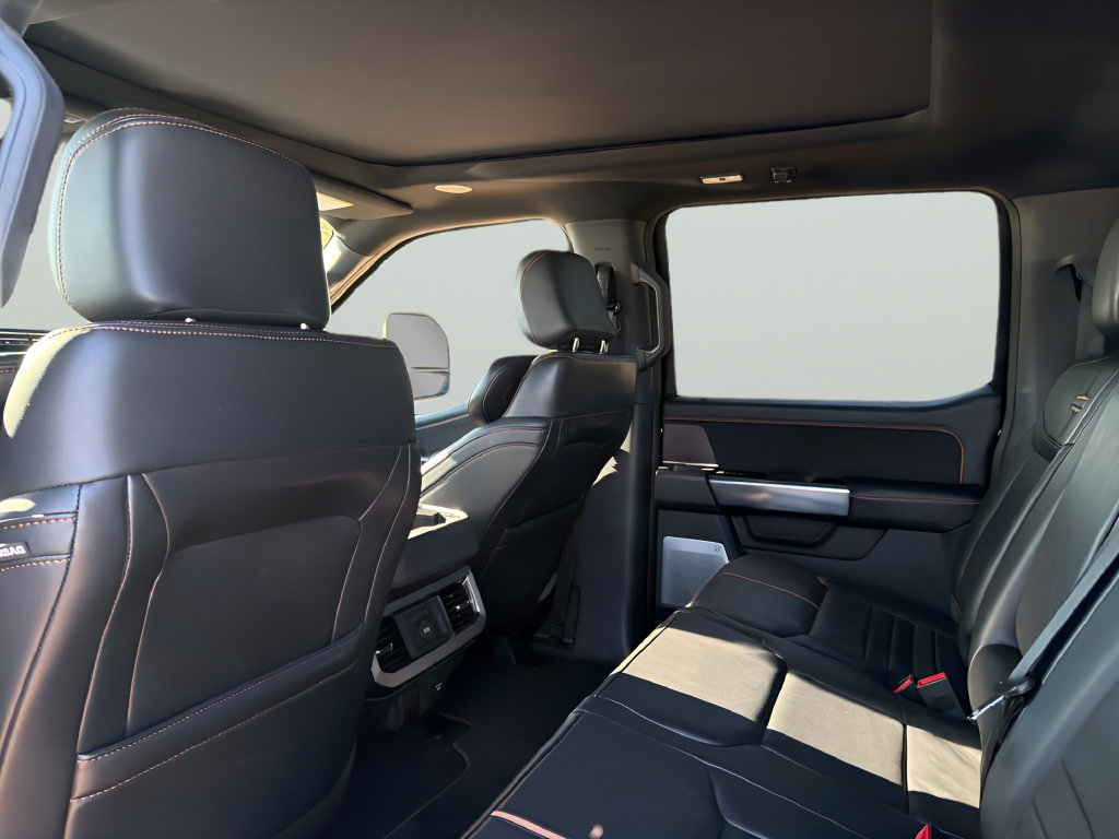 Used 2024 Ford F250 Platinum AWD/4WD image 35
