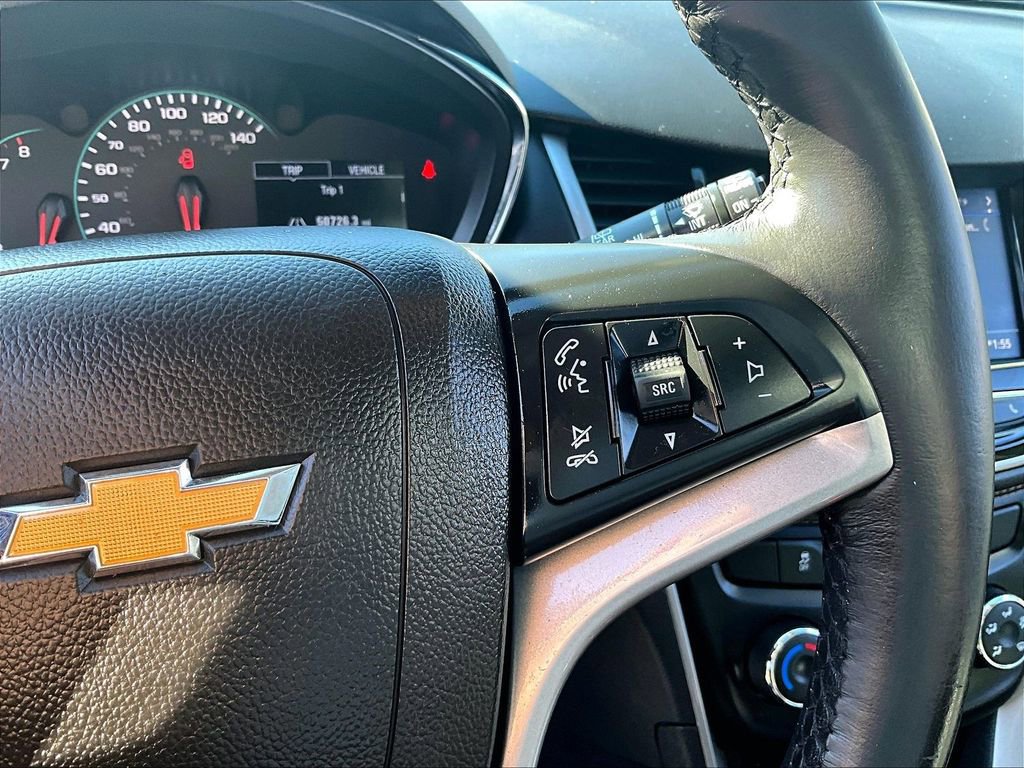 Certified 2022 Chevrolet Trax LT w/ LT Convenience Package image 20