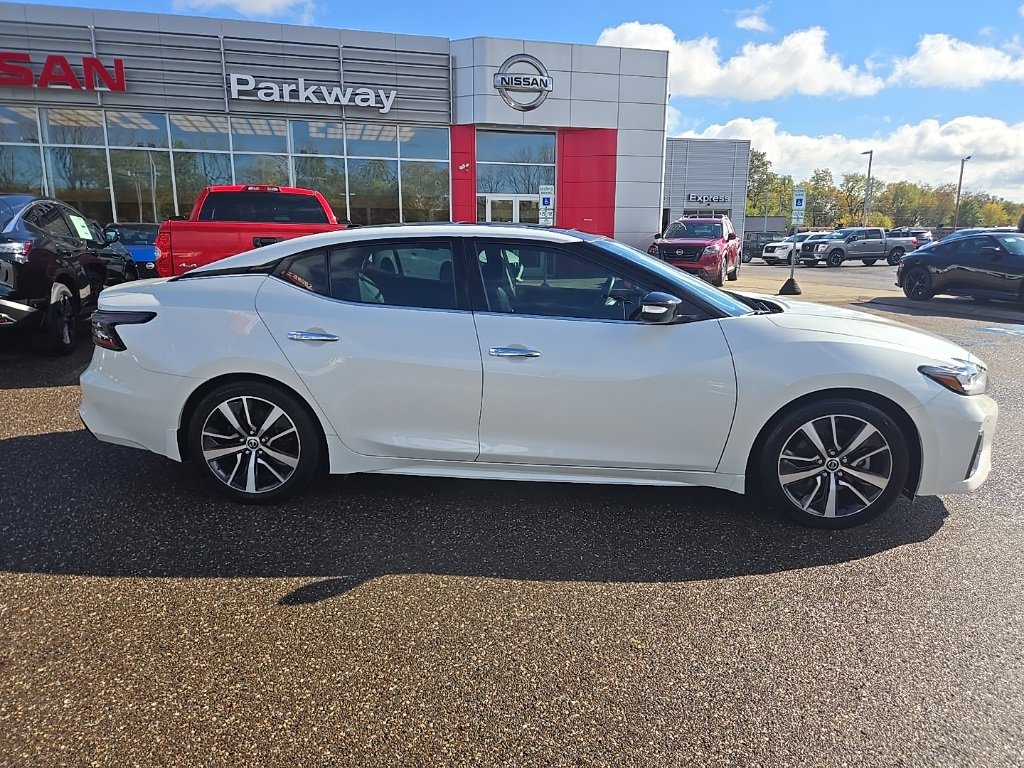 Used 2020 Nissan Maxima 3.5 SL w/ Floor Mat Group image 8