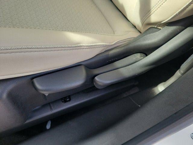 Used 2024 Buick Encore GX Preferred FWD image 13