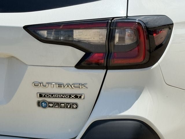 Used 2022 Subaru Outback Touring XT AWD/4WD image 7
