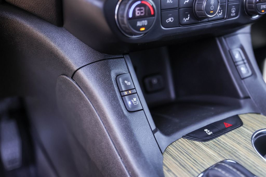 Used 2019 GMC Acadia Denali w/ Technology Package image 19