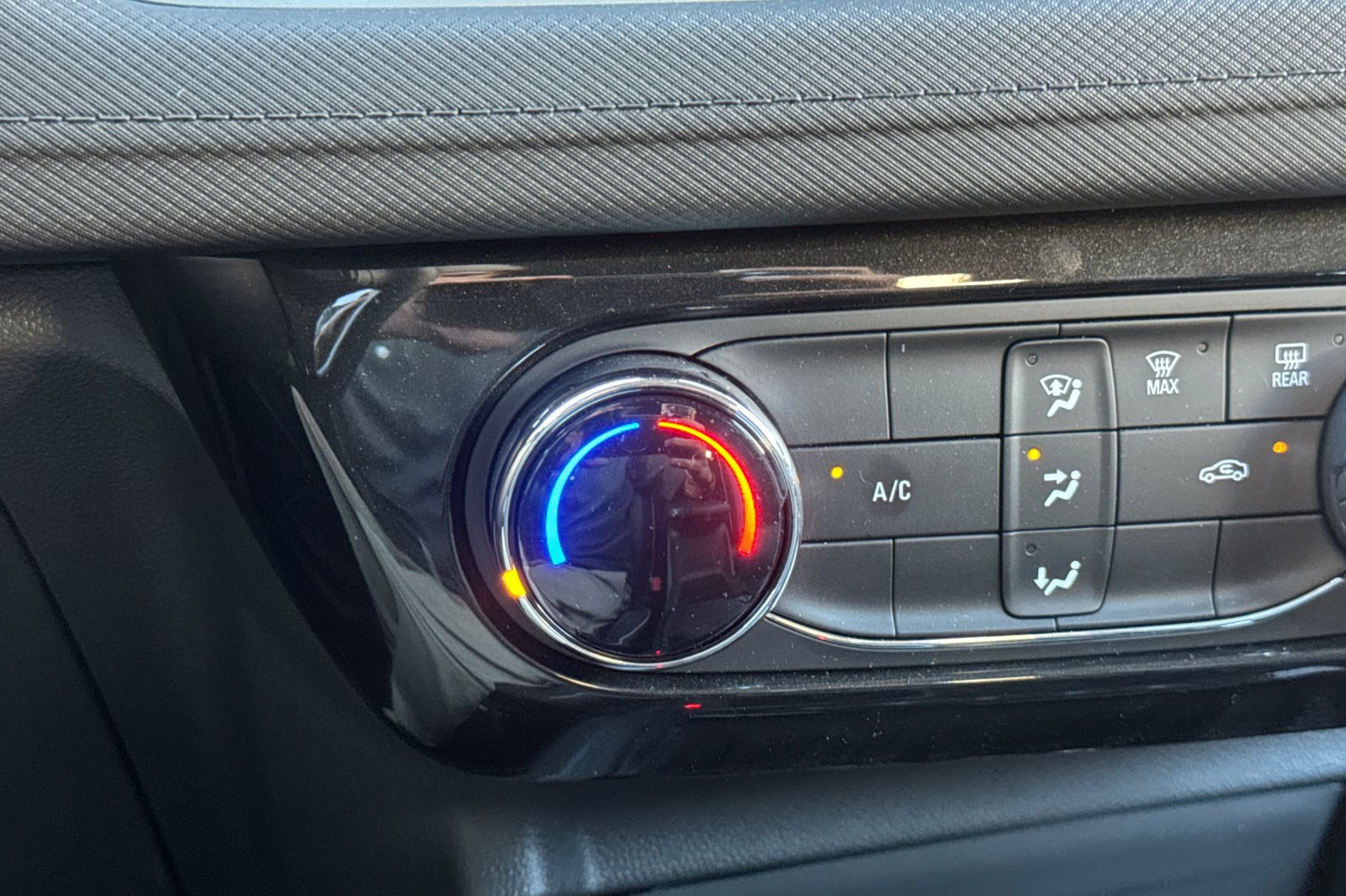 Used 2026 Chevrolet TrailBlazer LT w/ Driver Confidence Package FWD image 28