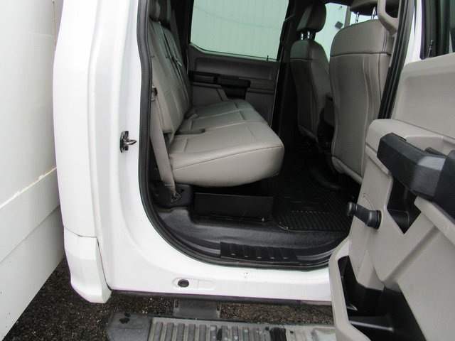 Used 2017 Ford F550 2WD Crew Cab Super Duty image 15