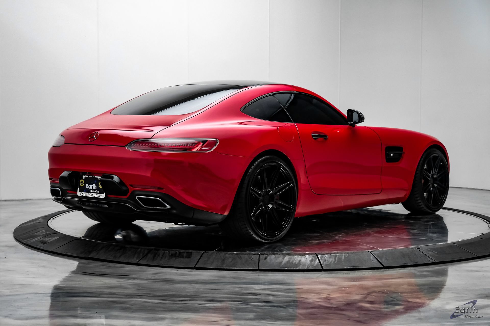 Used 2016 Mercedes-Benz AMG GT S image 17