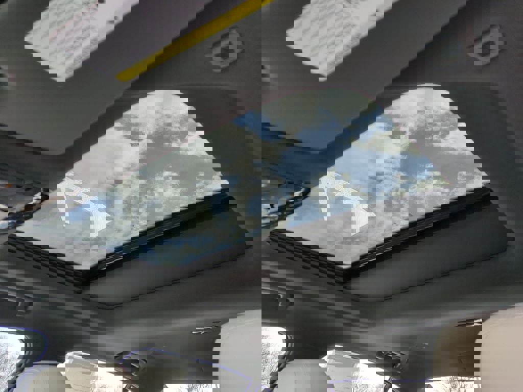 New 2026 BMW 550e xDrive w/ Executive Package image 19