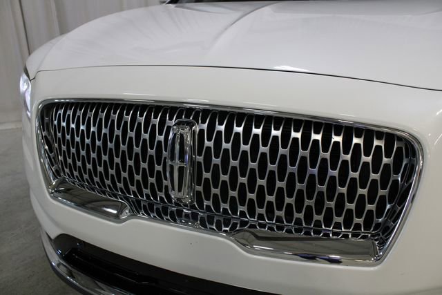 Used 2023 Lincoln Nautilus Reserve w/ Equipment Group 201A AWD/4WD image 35