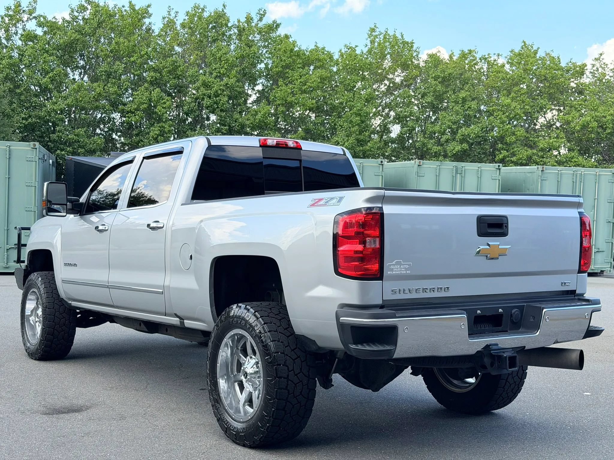 Used 2017 Chevrolet Silverado 2500 LTZ w/ Duramax Plus Package AWD/4WD image 6