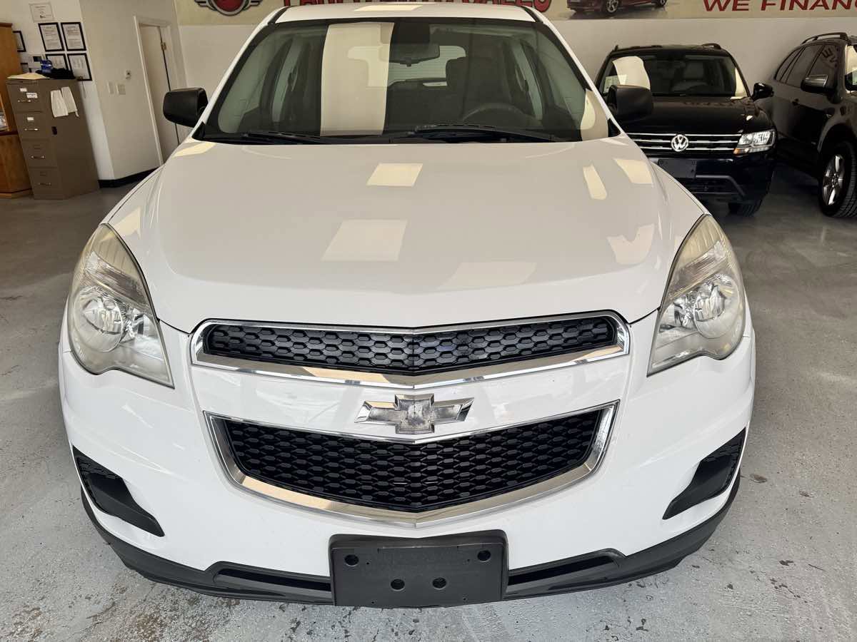 Used 2014 Chevrolet Equinox LS FWD image 2
