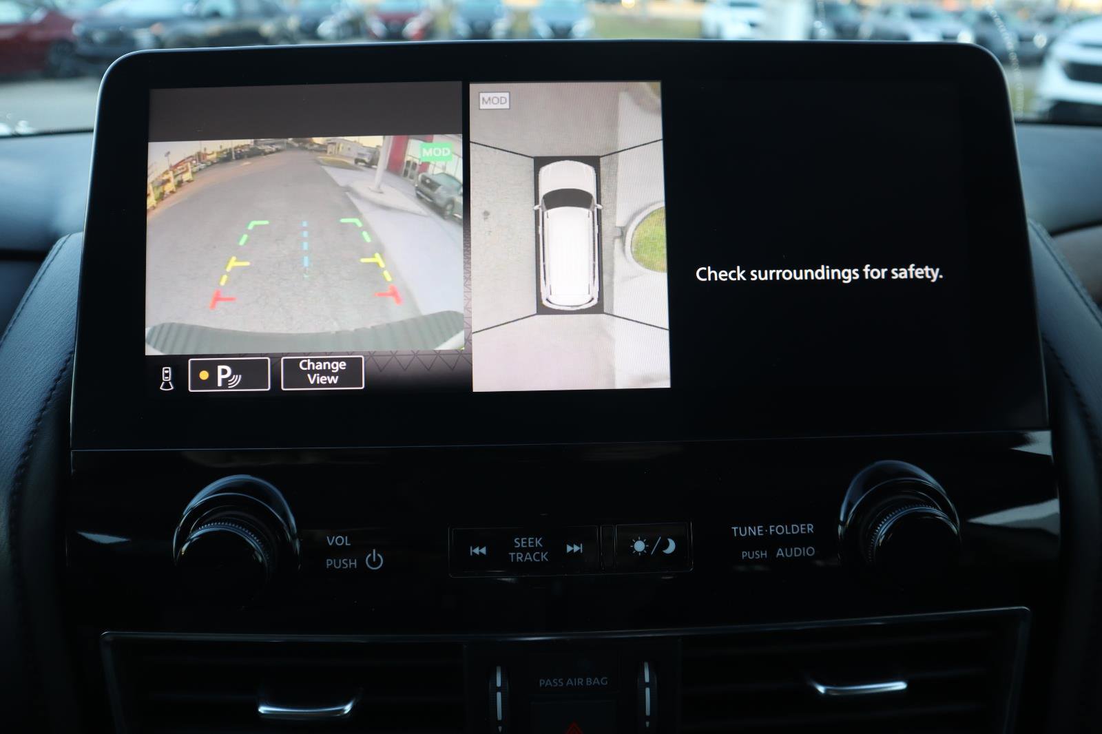 Used 2022 Nissan Armada SL image 30