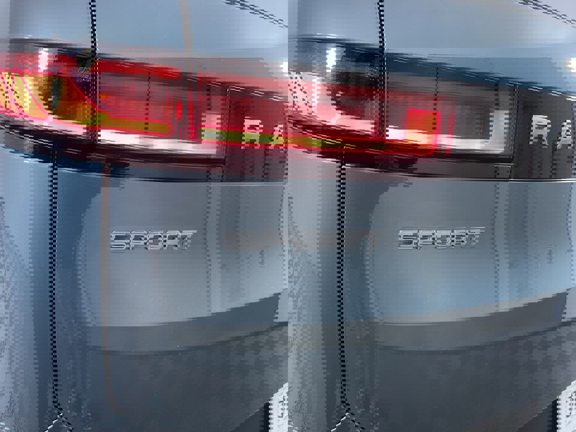 Used 2023 Land Rover Range Rover Sport SE image 25