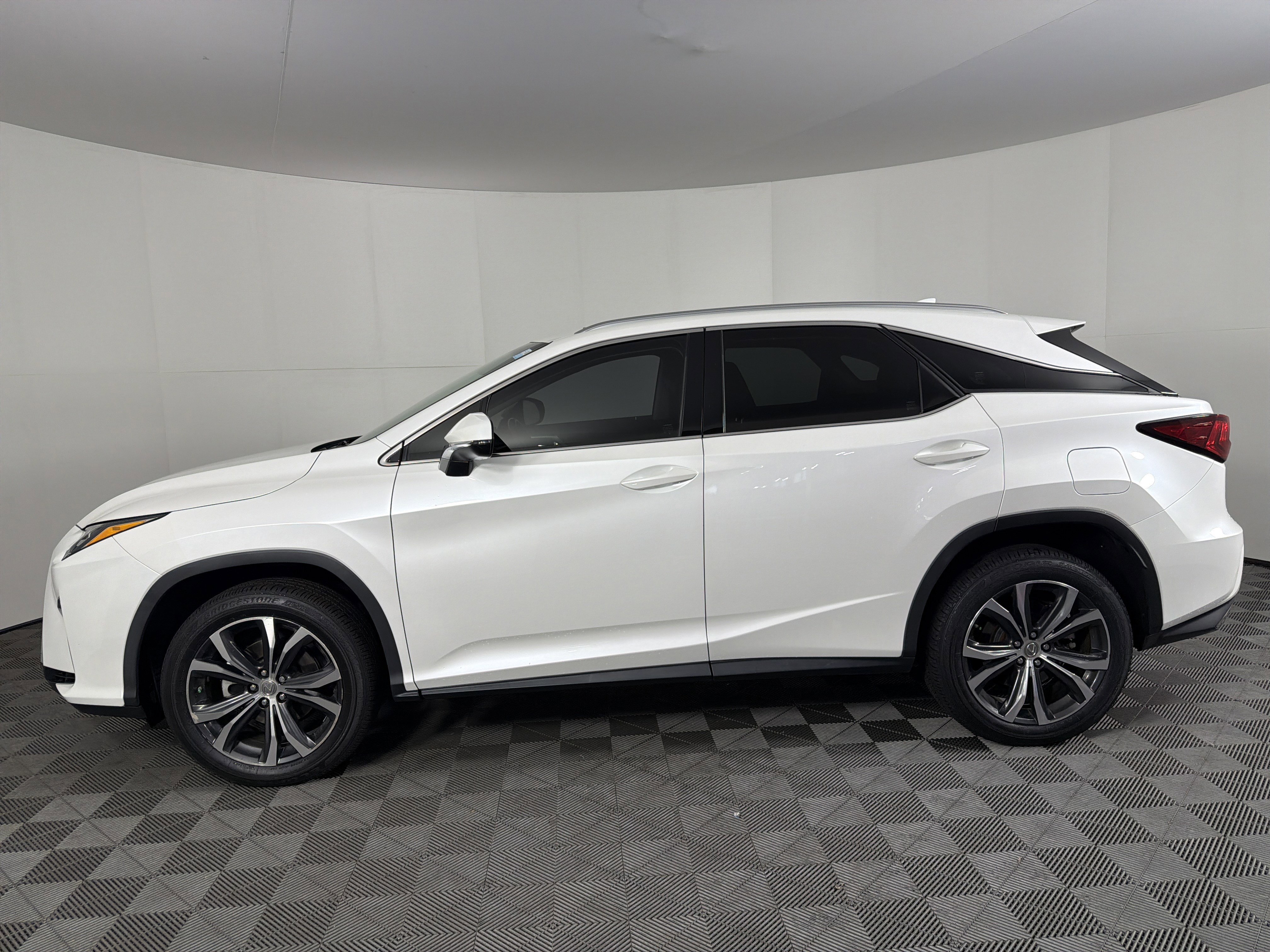Used 2016 Lexus RX 350 AWD w/ Premium Package image 4