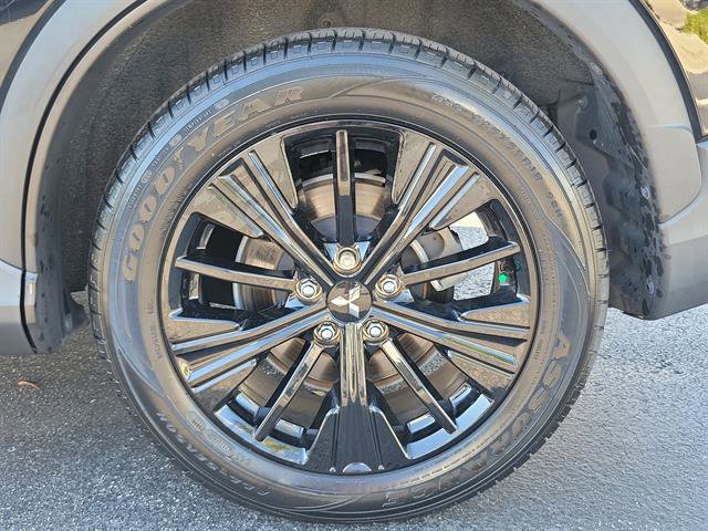 Used 2022 Mitsubishi Eclipse Cross LE image 25