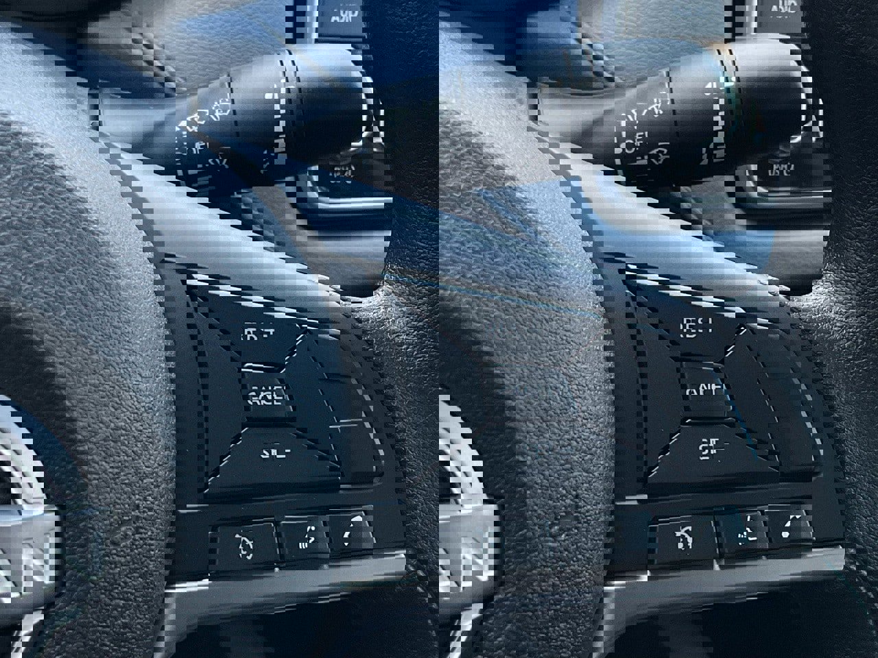 New 2025 Nissan Versa SV w/ Trunk Package image 22