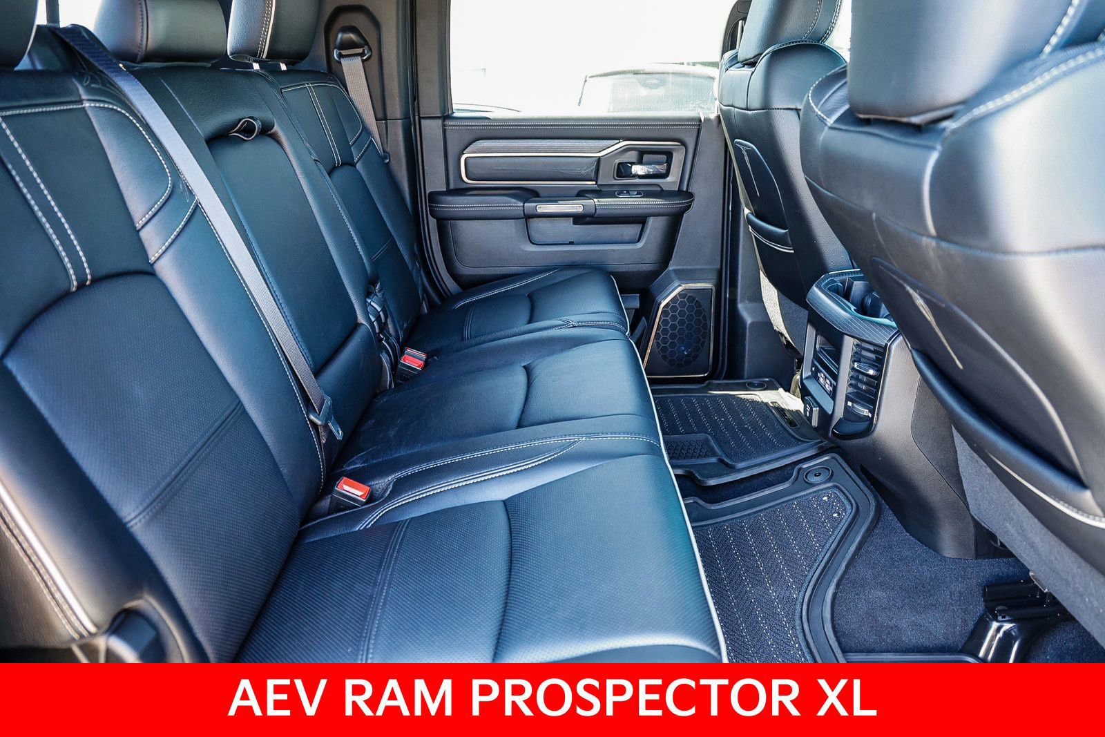 Used 2023 RAM 3500 Limited w/ Night Edition AWD/4WD image 19