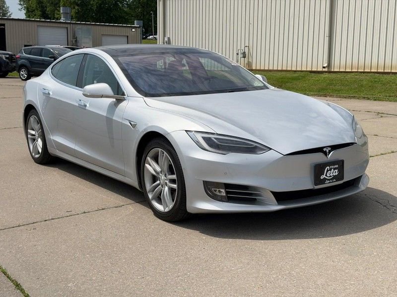 Used 2018 Tesla Model S 100D image 1