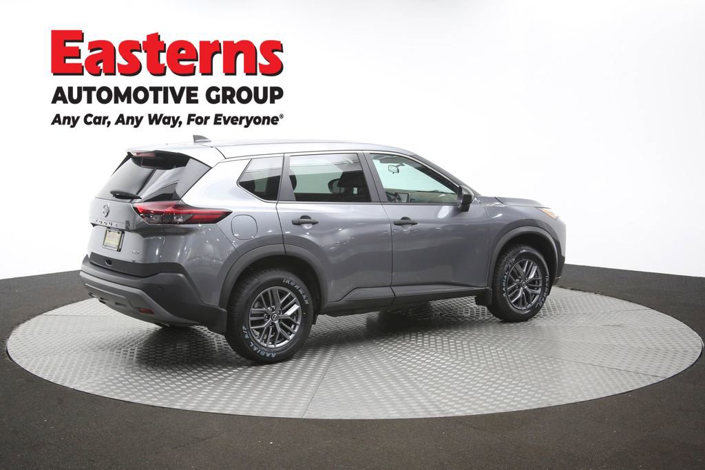 Used 2023 Nissan Rogue S AWD/4WD image 42