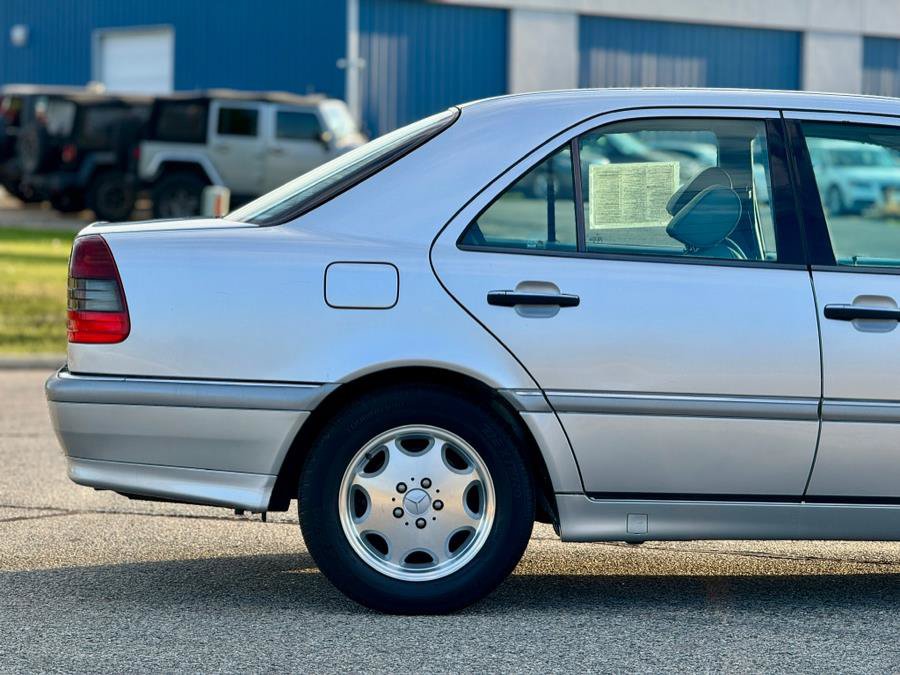 Used 1999 Mercedes-Benz C 230 image 28