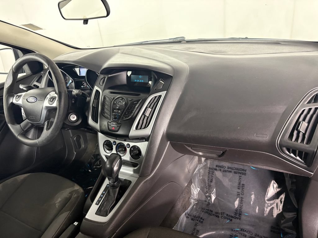 Used 2012 Ford Focus SE FWD image 31