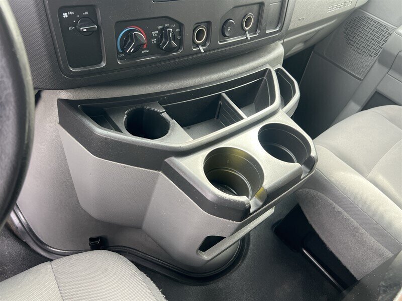 Used 2013 Ford E-150 and Econoline 150 RWD image 21